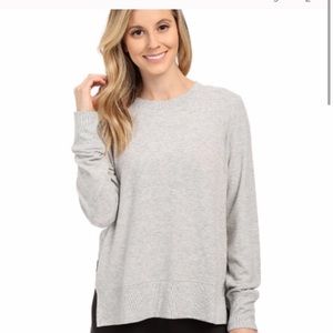 Alo glimpse gray top